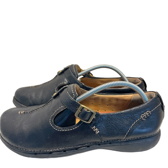 Clarks Women’s Unstructured Un Block Black Leather Mary Jane Shoes- 10 - Picture 3 of 6